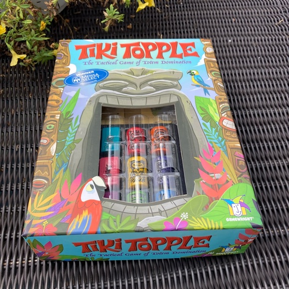 Tiki Topple the tactical board game - Picture 5 of 9